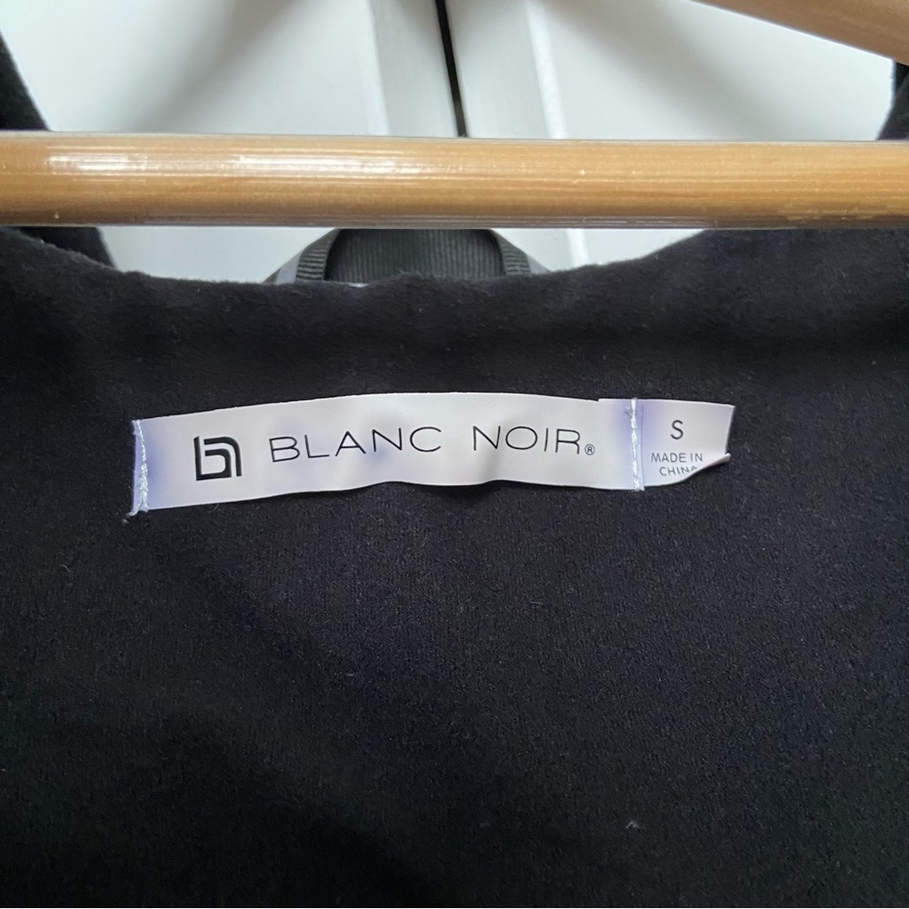 Blanc Noir - Mesh Insert Puffer Vest - Black - Size Small - Great Shape - Picture 15 of 17